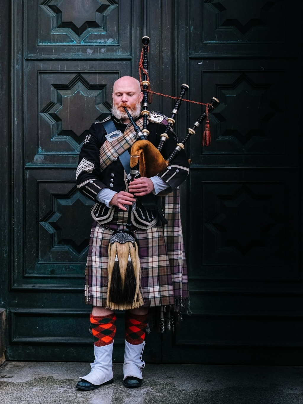 Traditional Scottish Men’s Dress