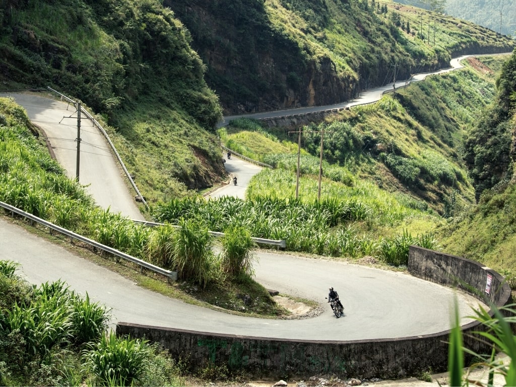 Rent a scooter for the ha giang loop