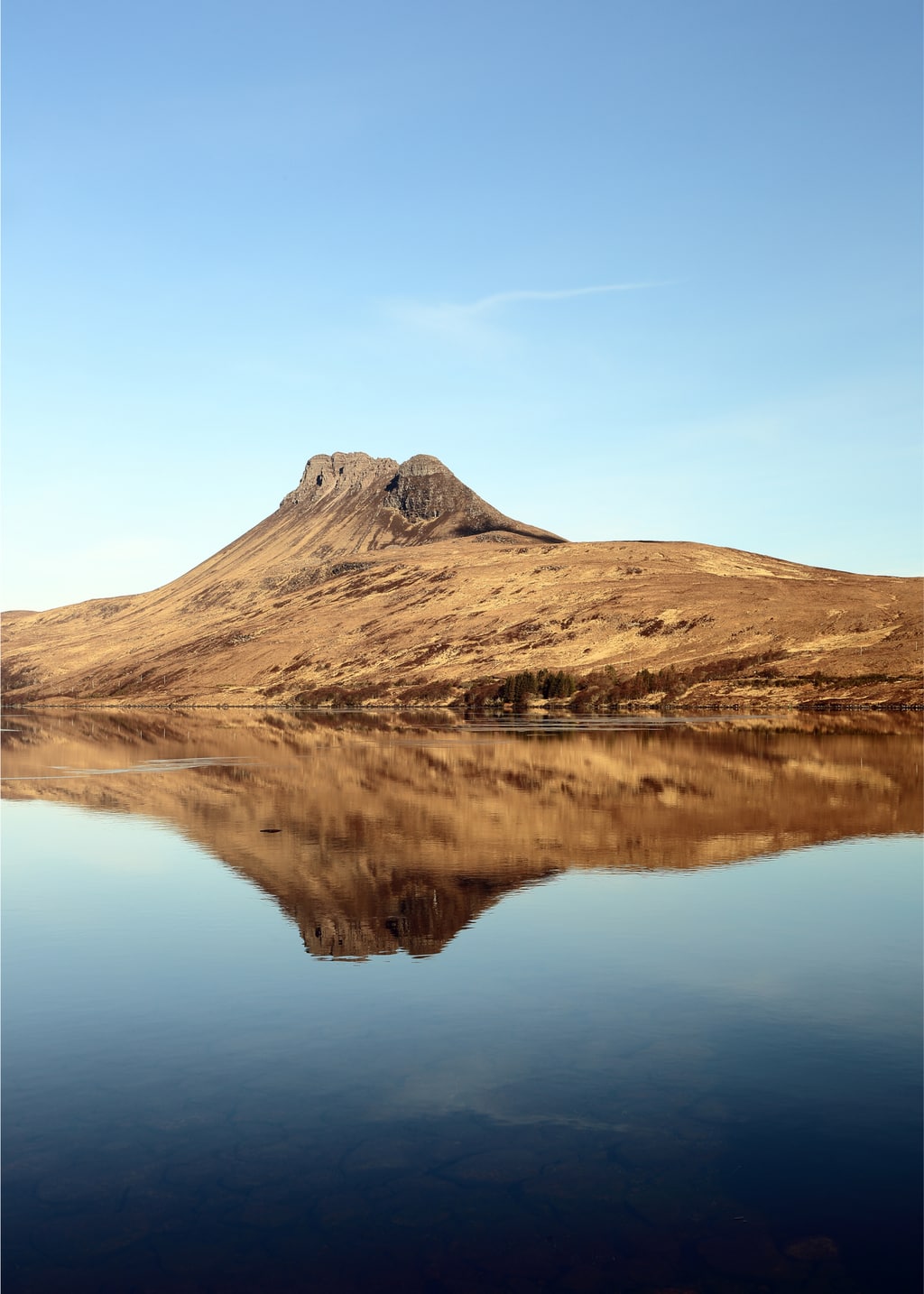 Stac Pollaidh Reflecting on Loch Lurgainn
