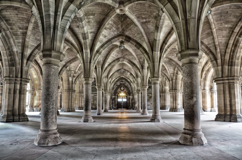 Glasgow University Cloisters Pillars