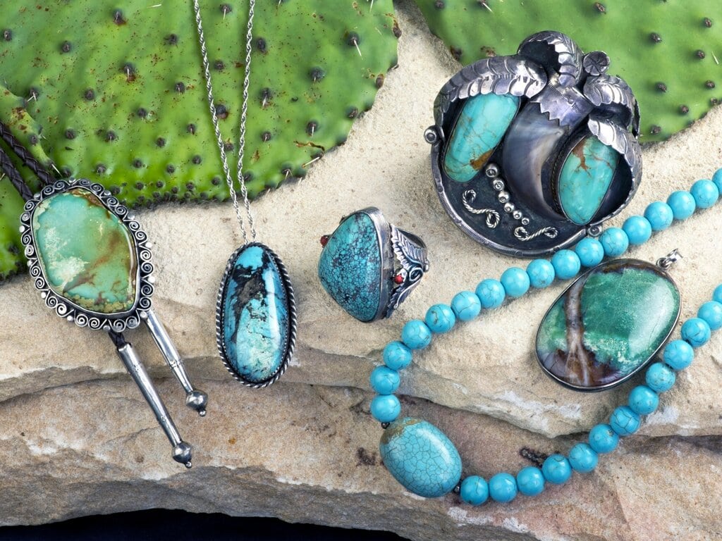 Assorted Old Navajo turquoise jewelry