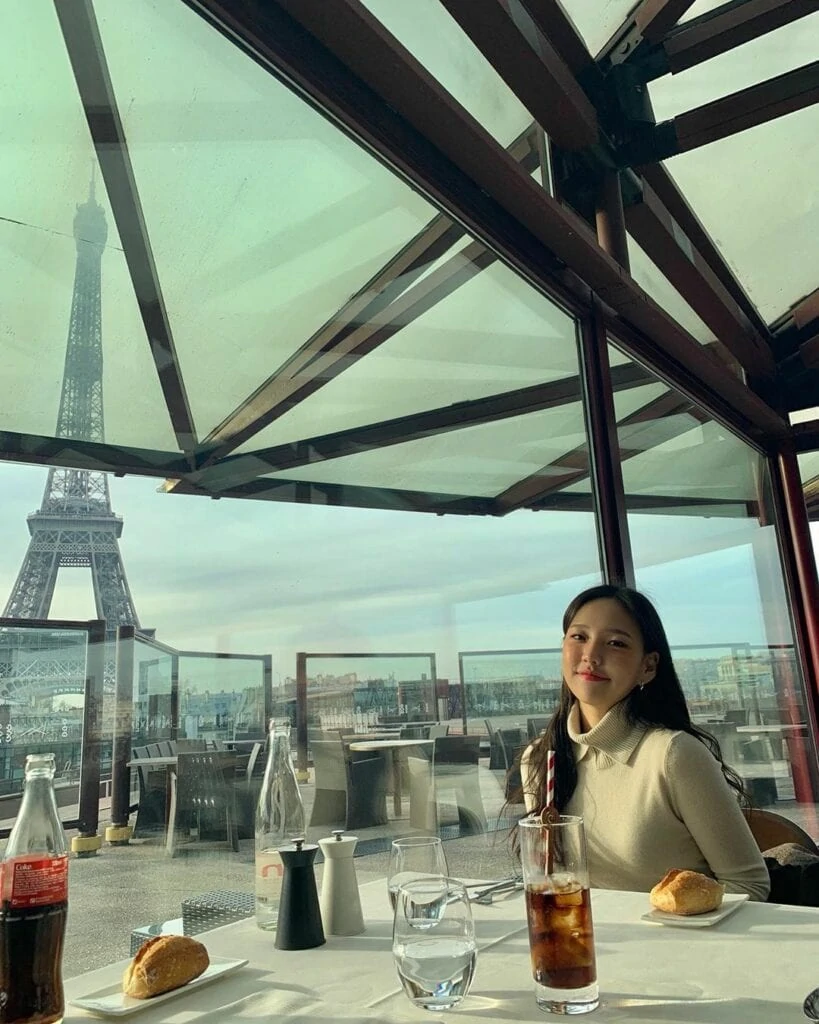 Les Ombres restaurant with a view on the Eiffel Tower, Paris
