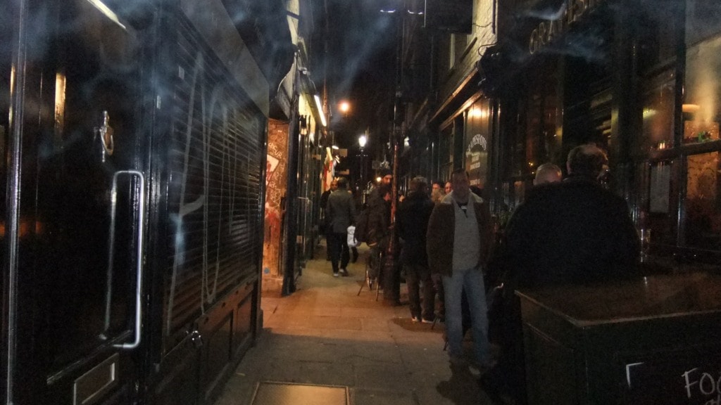 Be careful when walking late at night in Liverpool's small streets