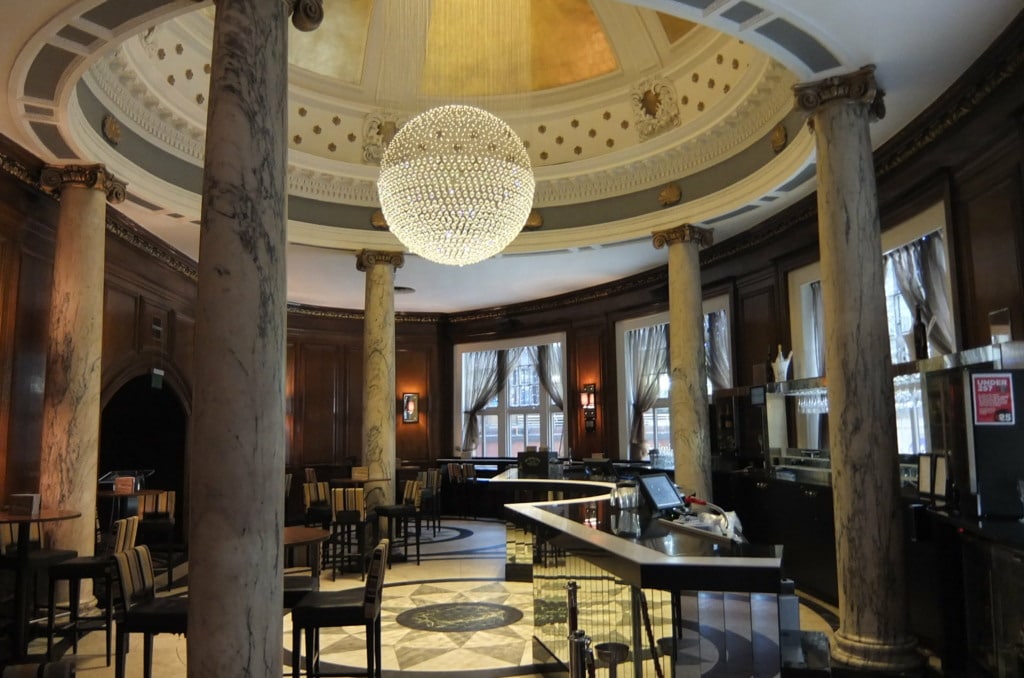Interior of Grand Central Hotel in Glasgow
